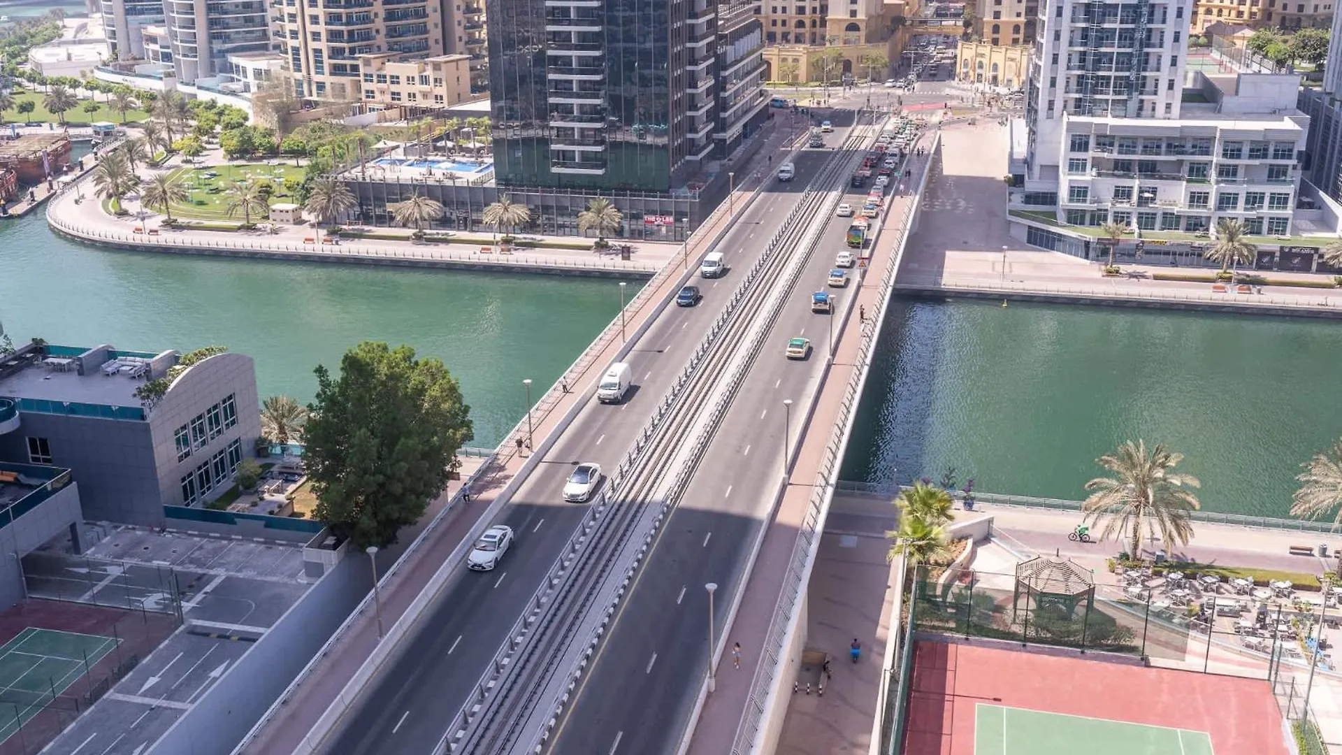 Cozy 3Br Apartment With City View In Dubai Marina!