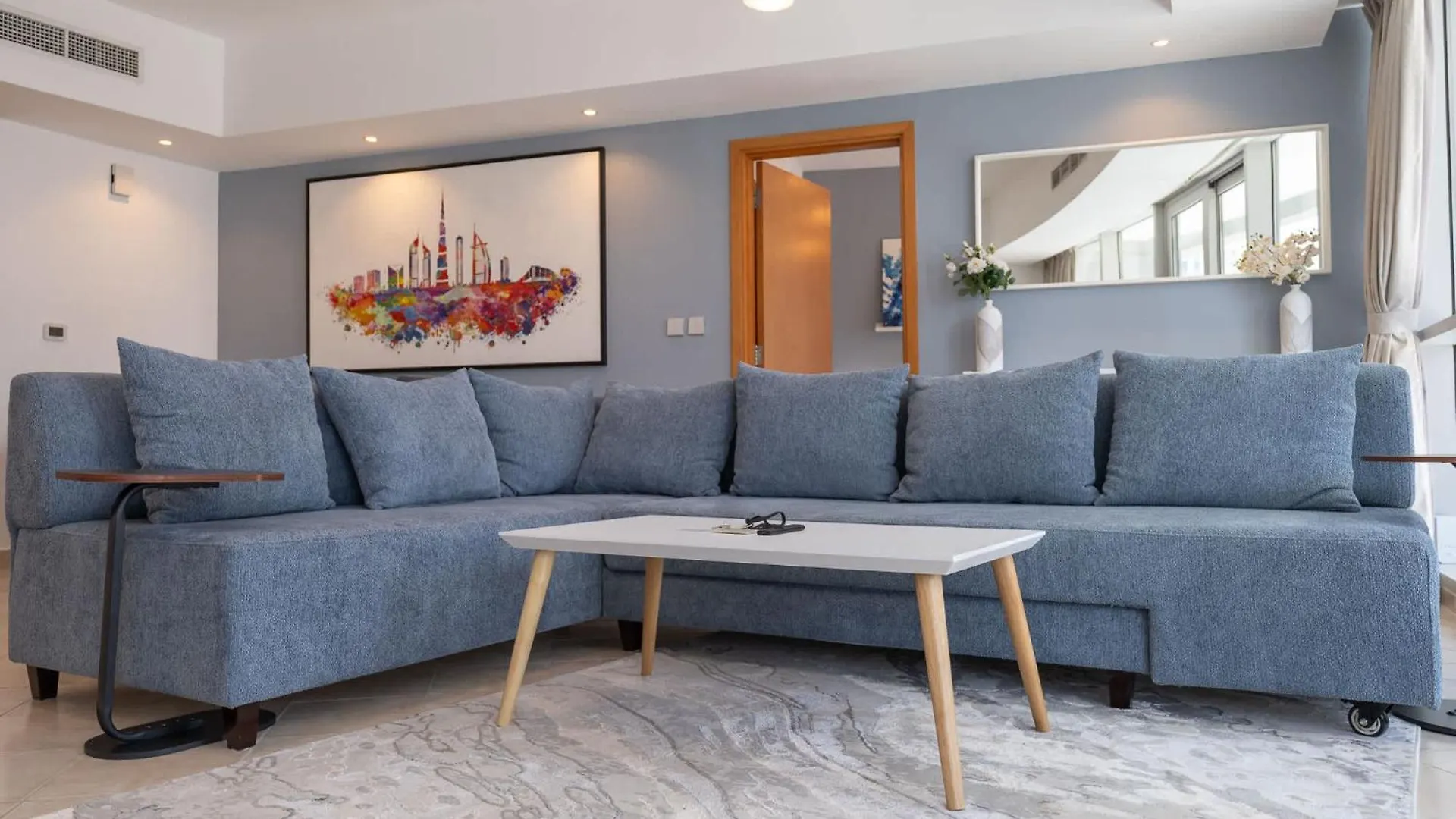 Cozy 3Br Apartment With City View In Dubai Marina!