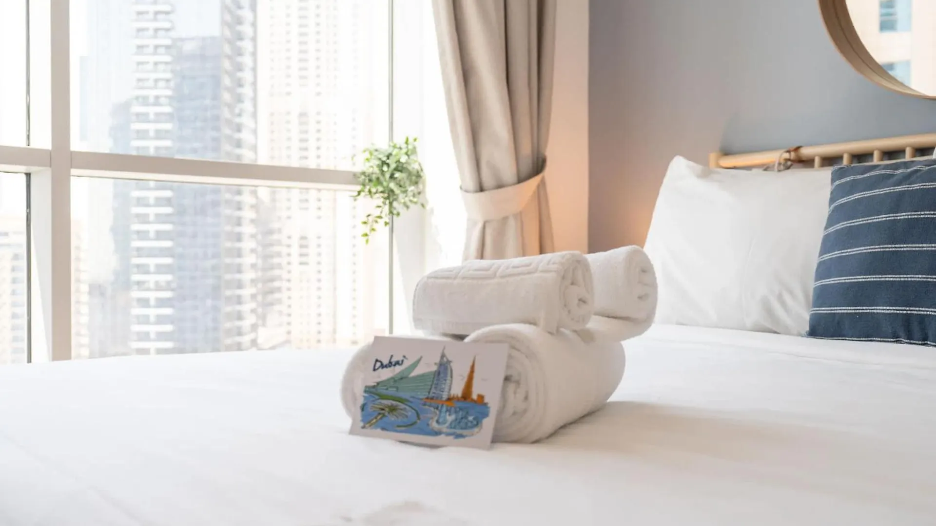 Cozy 3Br Apartment With City View In Dubai Marina!