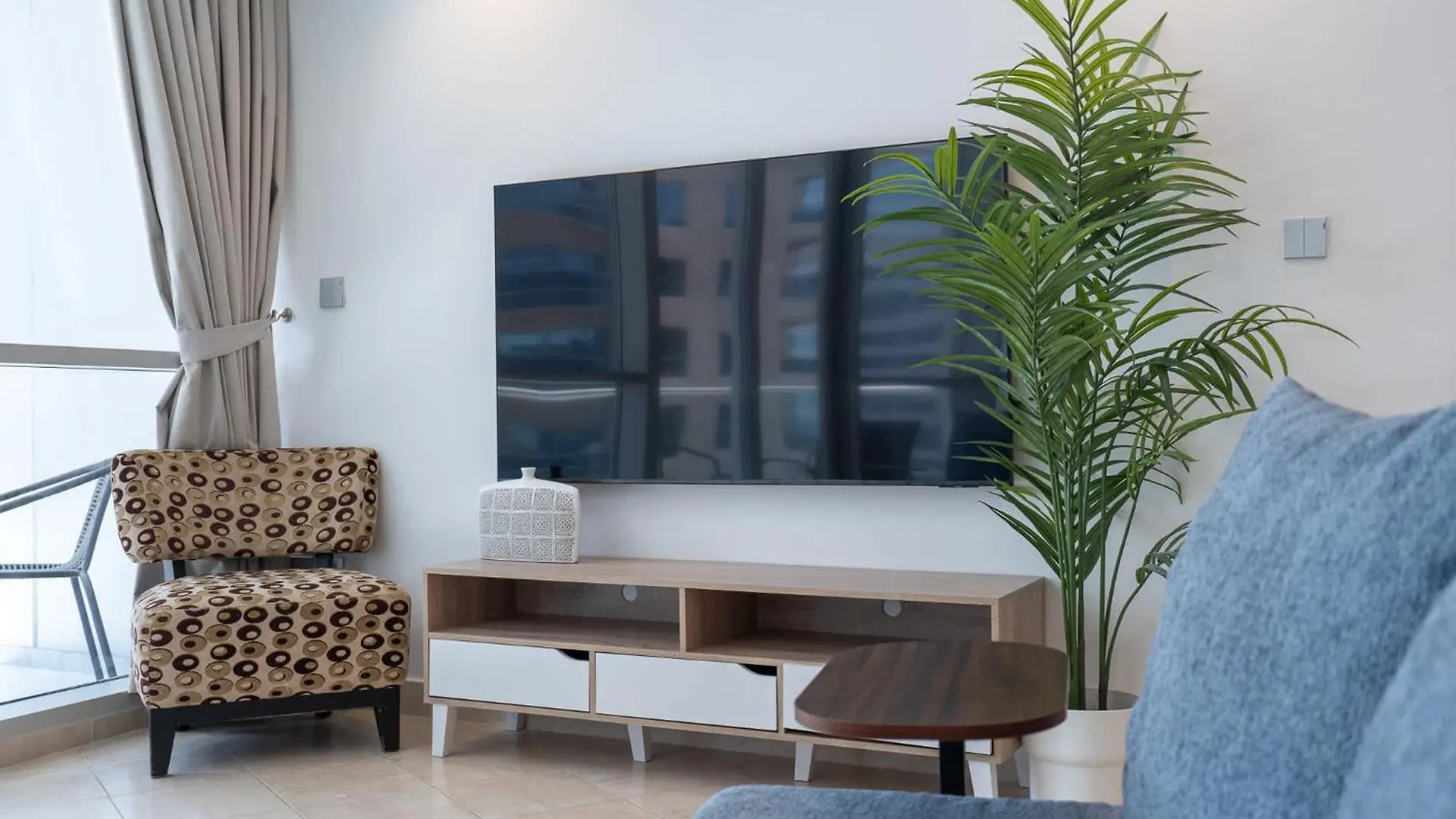 Cozy 3Br Apartment With City View In Dubai Marina!