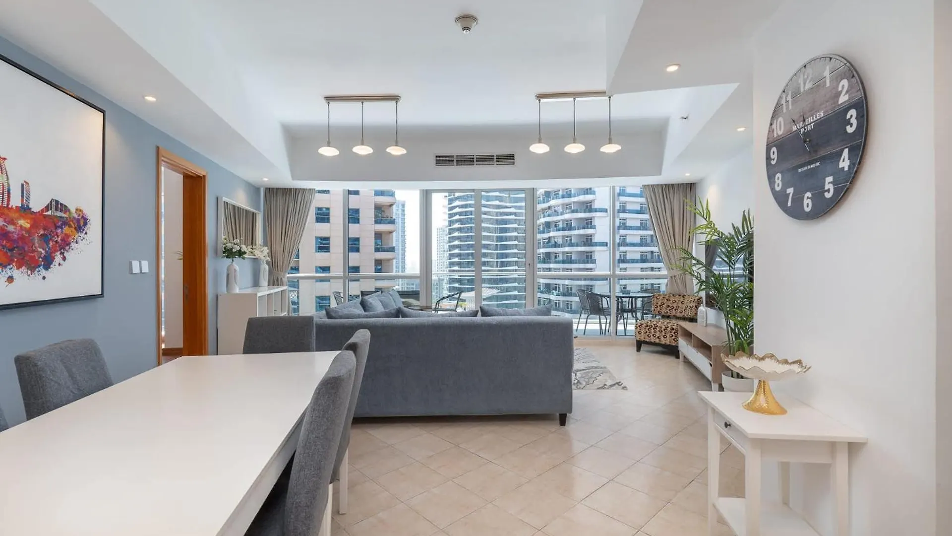 Cozy 3Br Apartment With City View In Dubai Marina!